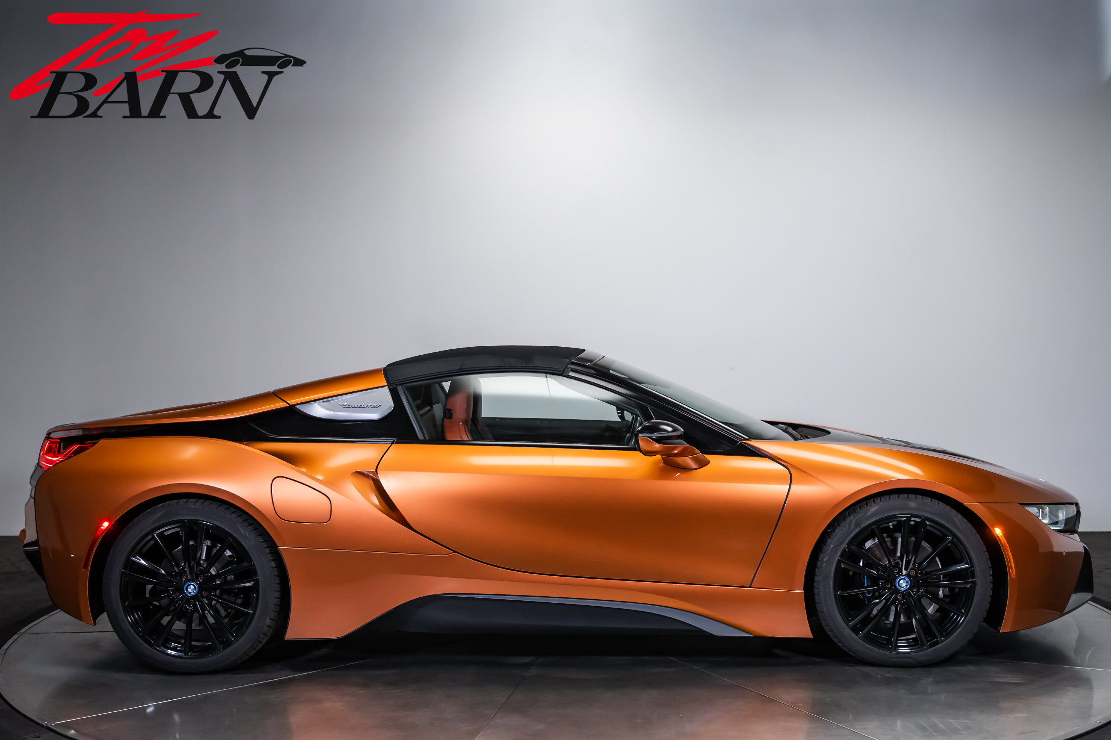 Used 2019 BMW i8 Roadster AWD/4WD image 14