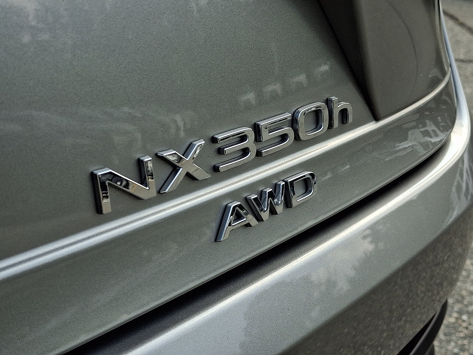Certified 2024 Lexus NX 350h AWD w/ Vision Package image 31