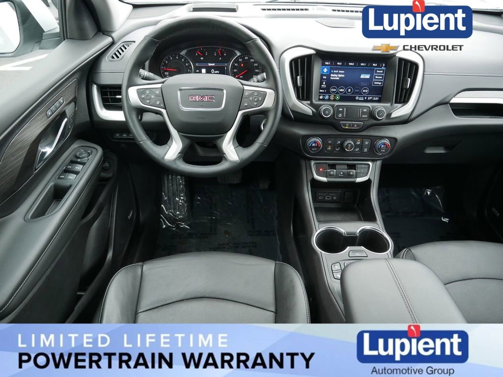 Used 2024 GMC Terrain SLT w/ Infotainment Package II image 18