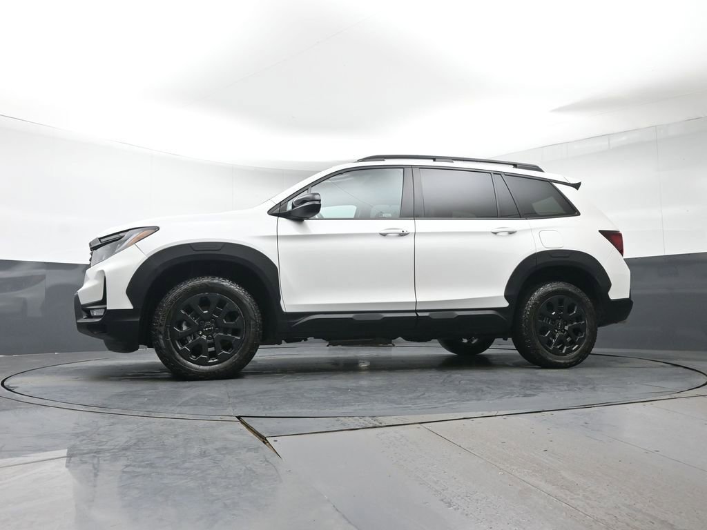 Used 2023 Honda Passport TrailSport image 28