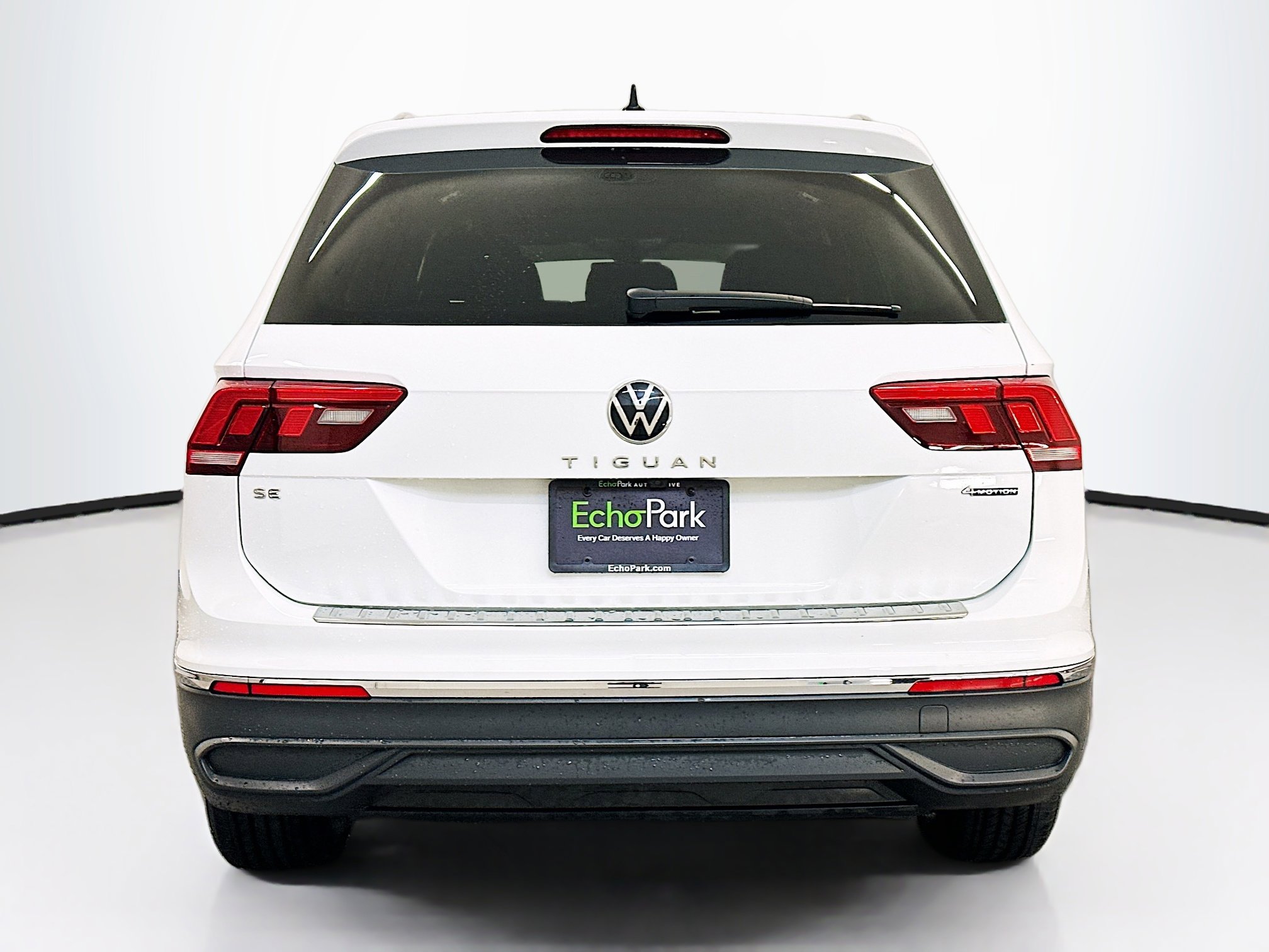 Used 2022 Volkswagen Tiguan SE image 7