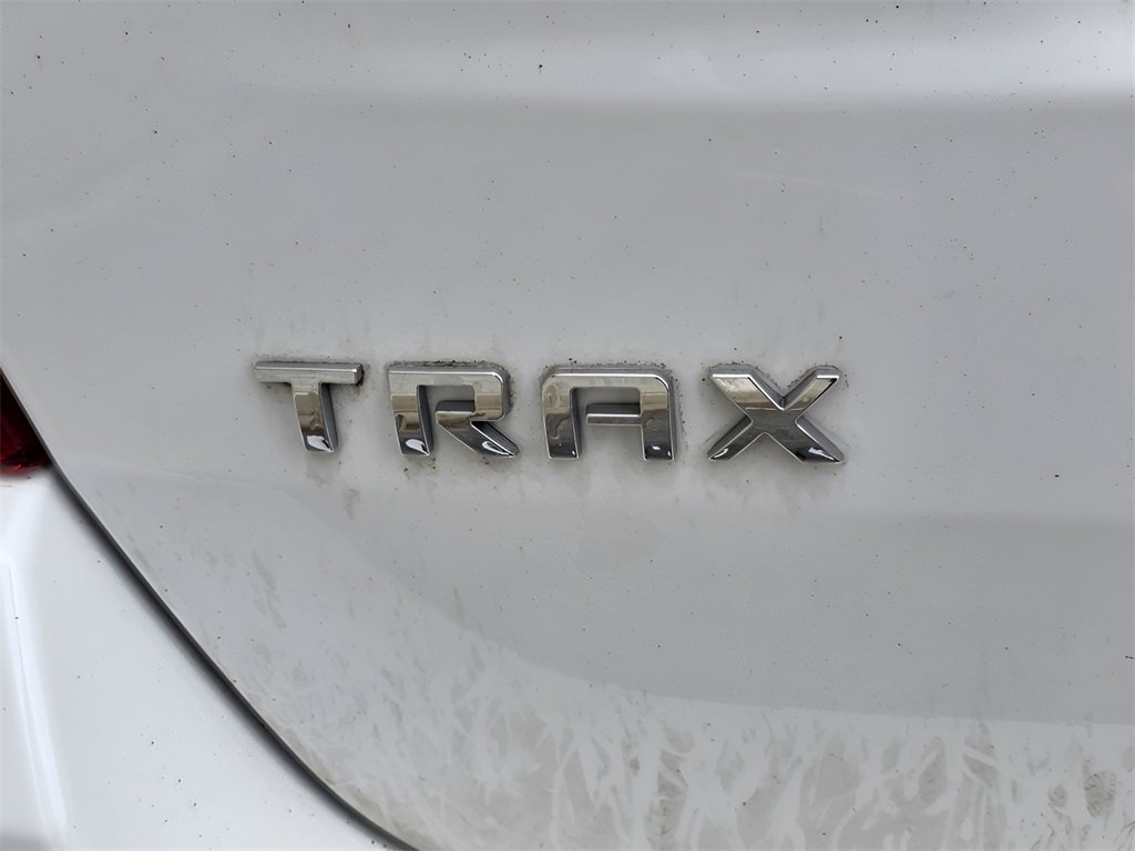 Used 2020 Chevrolet Trax LS image 11