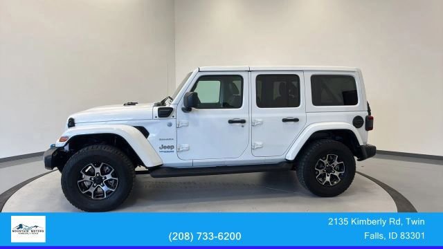 Used 2022 Jeep Wrangler Unlimited Sahara w/ Cold Weather Group AWD/4WD image 4