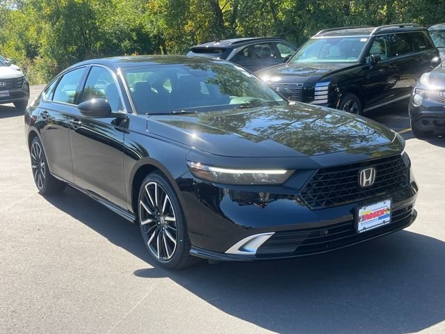 New 2025 Honda Accord Touring image 7