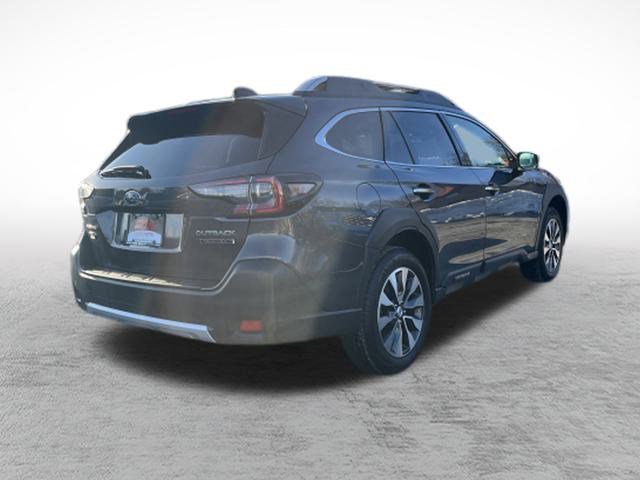 Used 2023 Subaru Outback Touring XT image 8