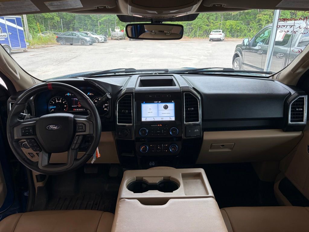Used 2017 Ford F150 XLT w/ Equipment Group 302A Luxury RWD image 8