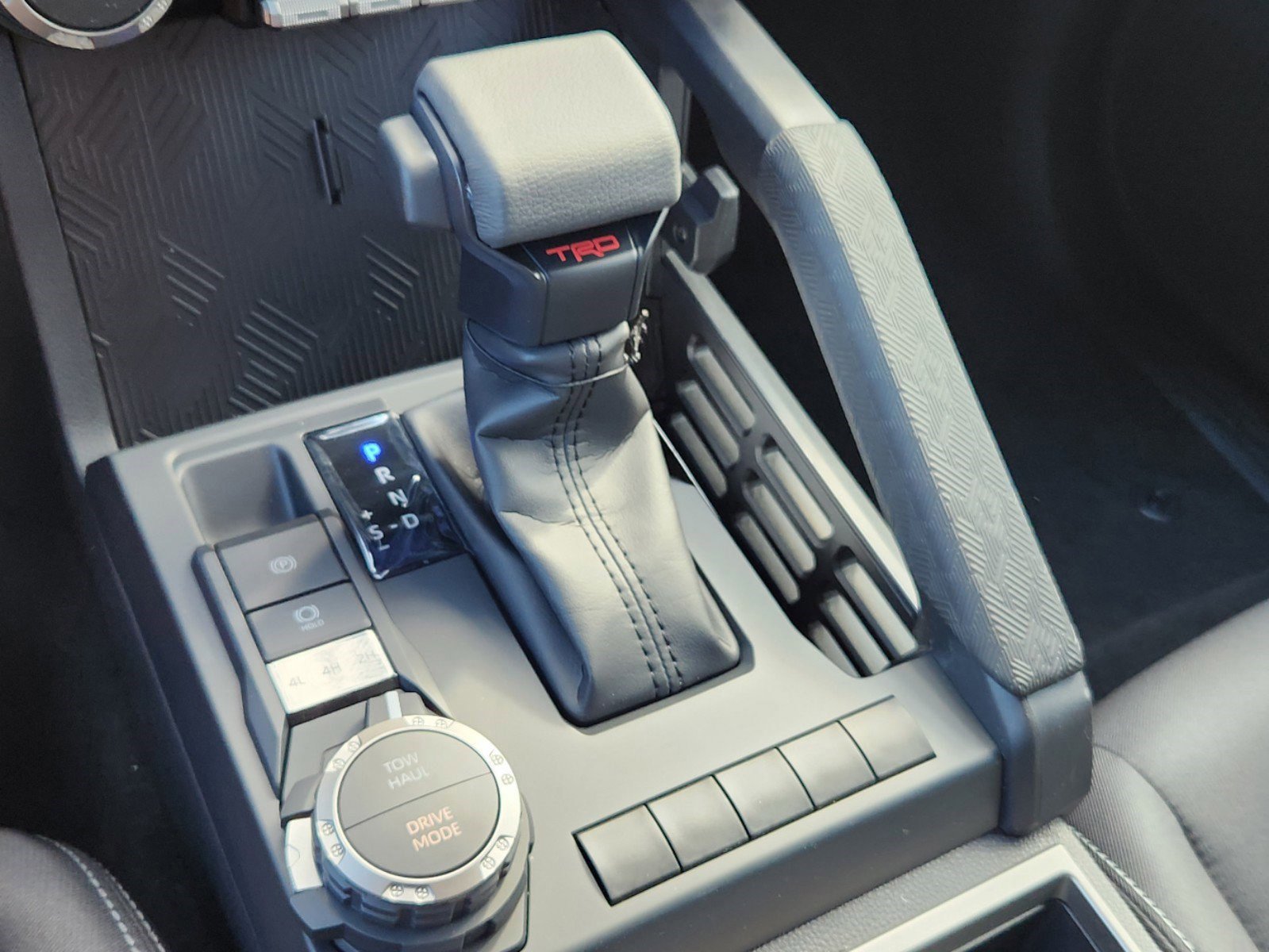 New 2025 Toyota Tacoma TRD Sport image 13