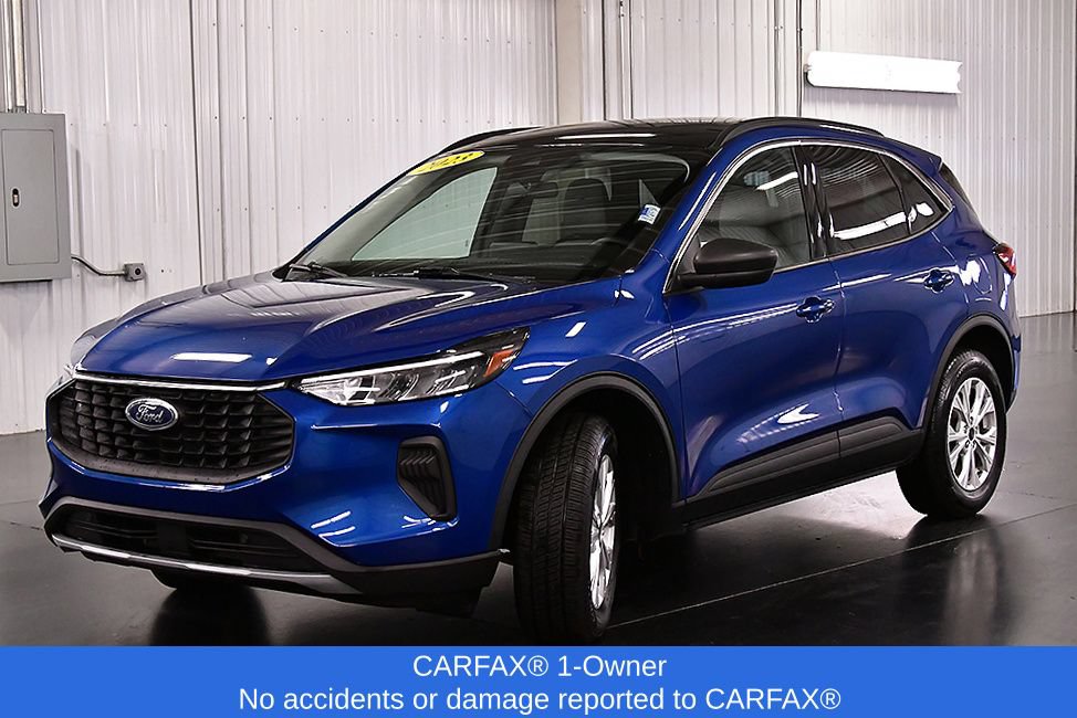 Used 2023 Ford Escape Active AWD/4WD image 3