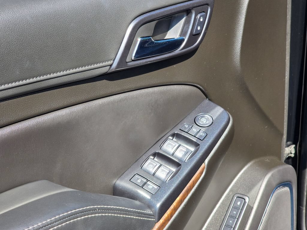 Used 2020 Chevrolet Suburban LT RWD image 39