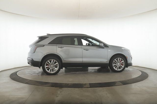 Used 2025 Cadillac XT5 Sportv image 6