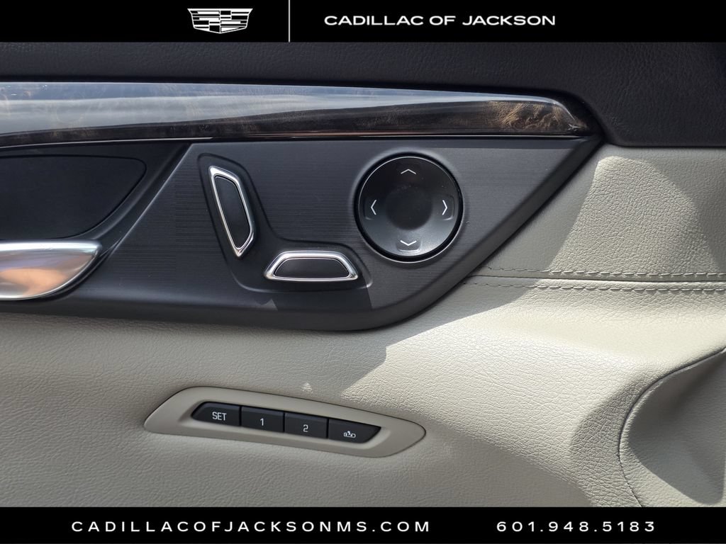 Used 2018 Cadillac CT6 Luxury w/ Active Chassis Package AWD/4WD image 25