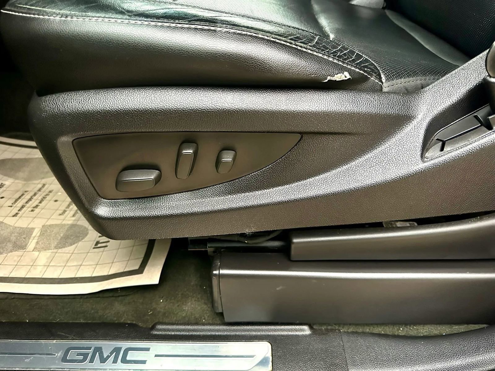 Used 2015 GMC Yukon SLT w/ Open Road Package RWD image 10