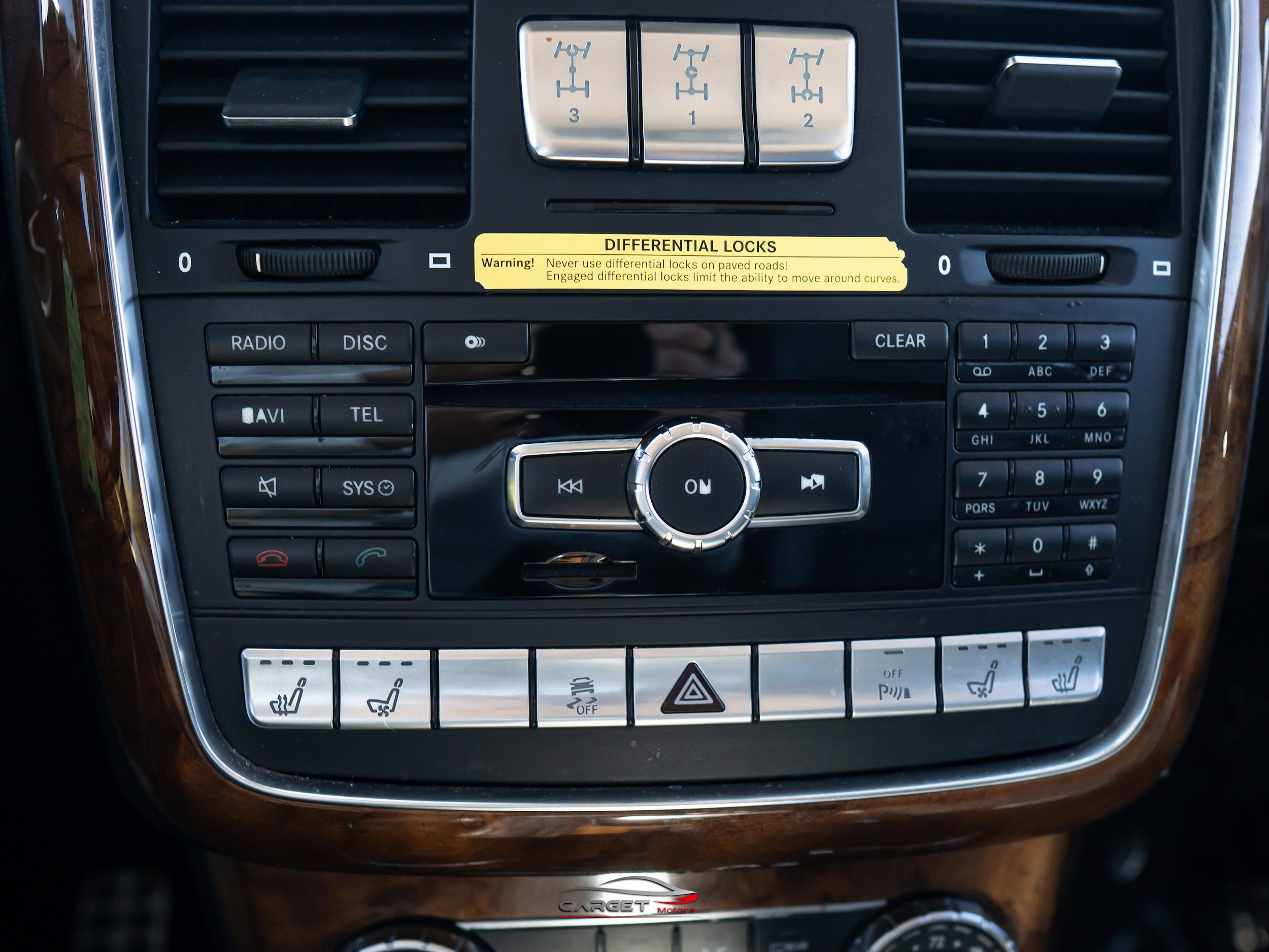 Used 2013 Mercedes-Benz G 550 image 31