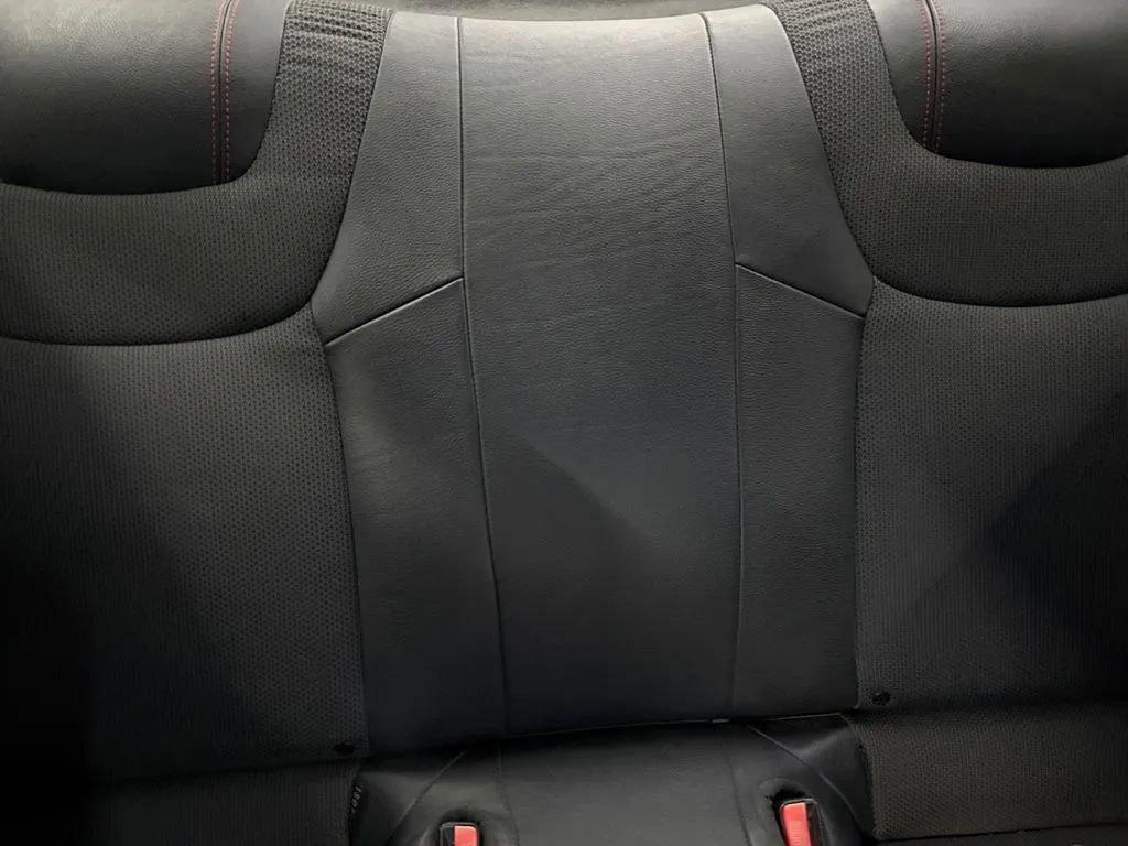 Used 2015 Hyundai Genesis 3.8 RWD image 18