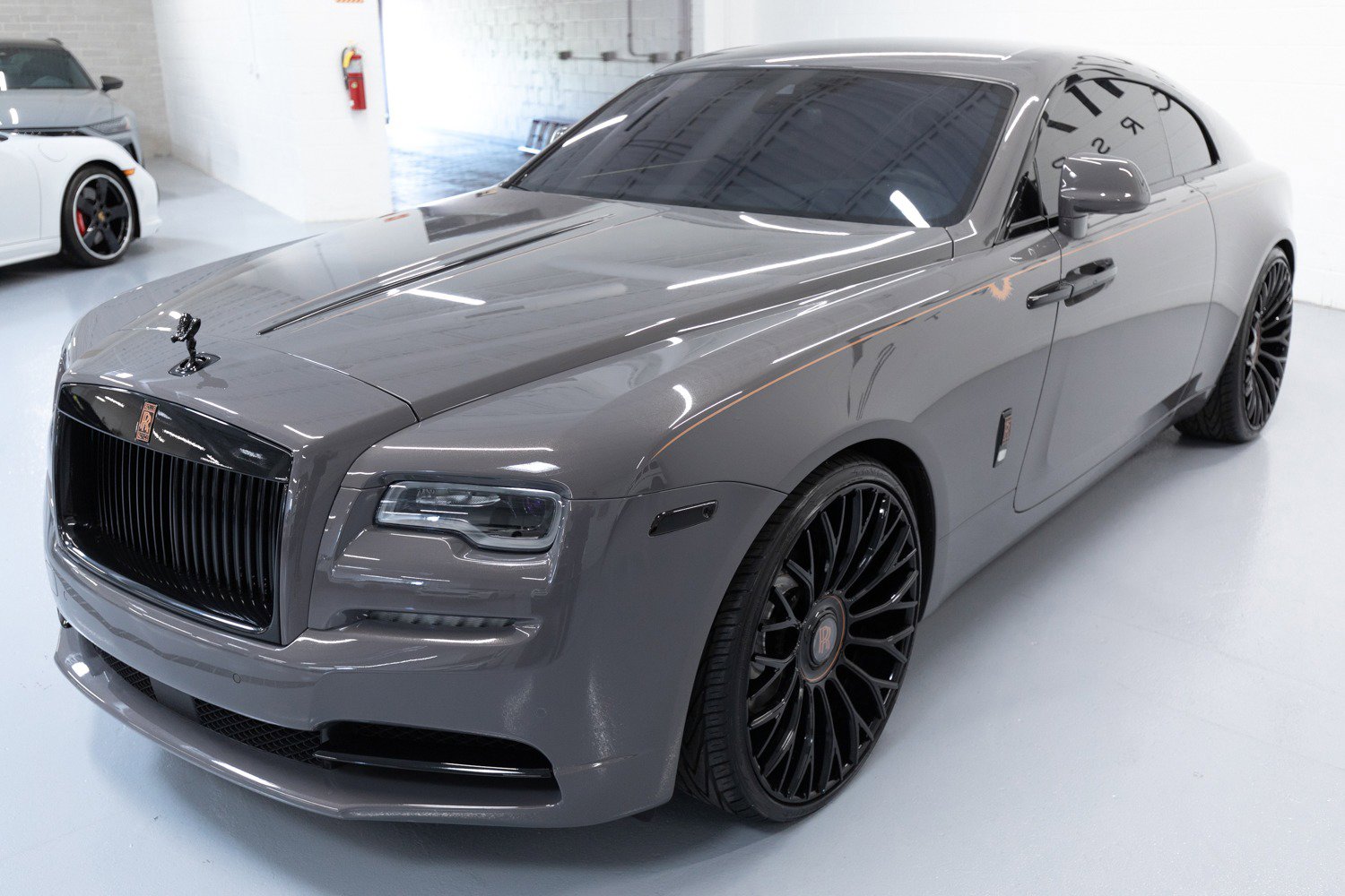 Used 2018 Rolls-Royce Wraith RWD image 2