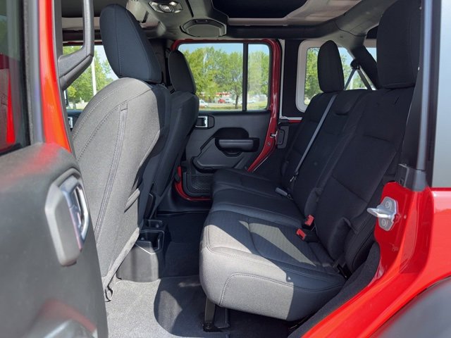 Used 2021 Jeep Wrangler Unlimited Sport image 16