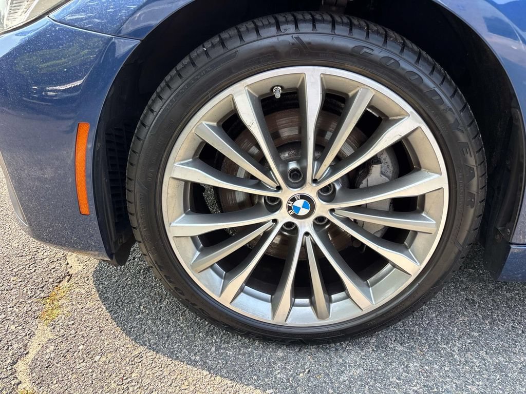 Used 2021 BMW 530i xDrive w/ Convenience Package AWD/4WD image 8