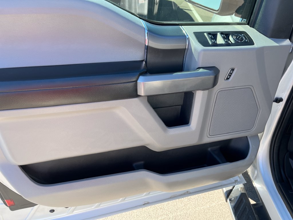 Used 2018 Ford F150 XLT w/ Equipment Group 302A Luxury AWD/4WD image 12