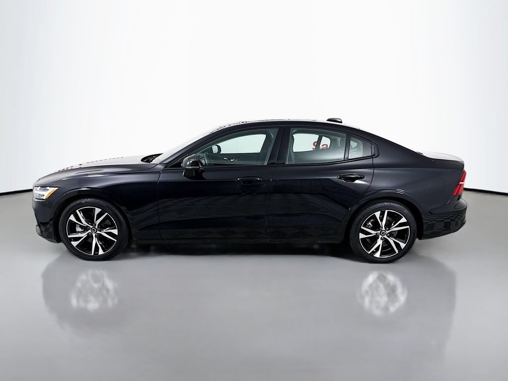 Used 2024 Volvo S60 B5 Core FWD image 4