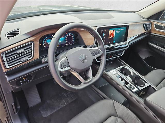 Used 2026 Volkswagen Atlas SE FWD image 10