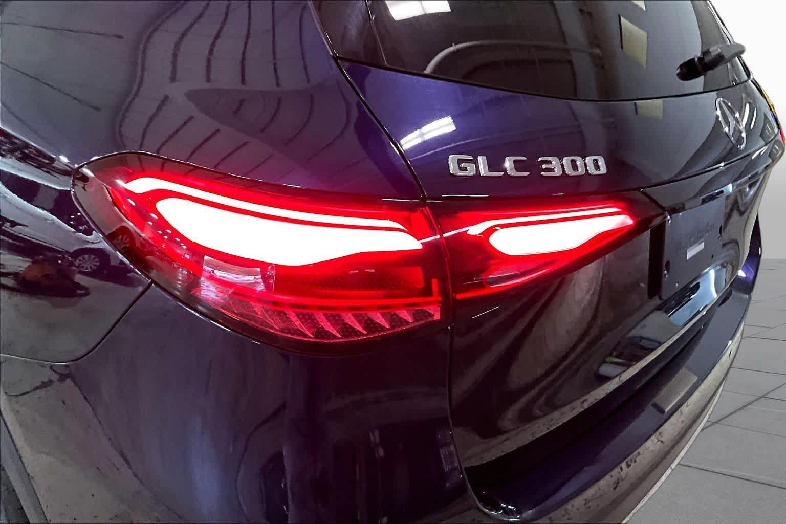 Certified 2024 Mercedes-Benz GLC 300 4MATIC image 28