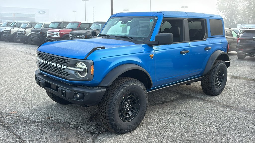 New 2026 Ford Bronco Badlands AWD/4WD image 3