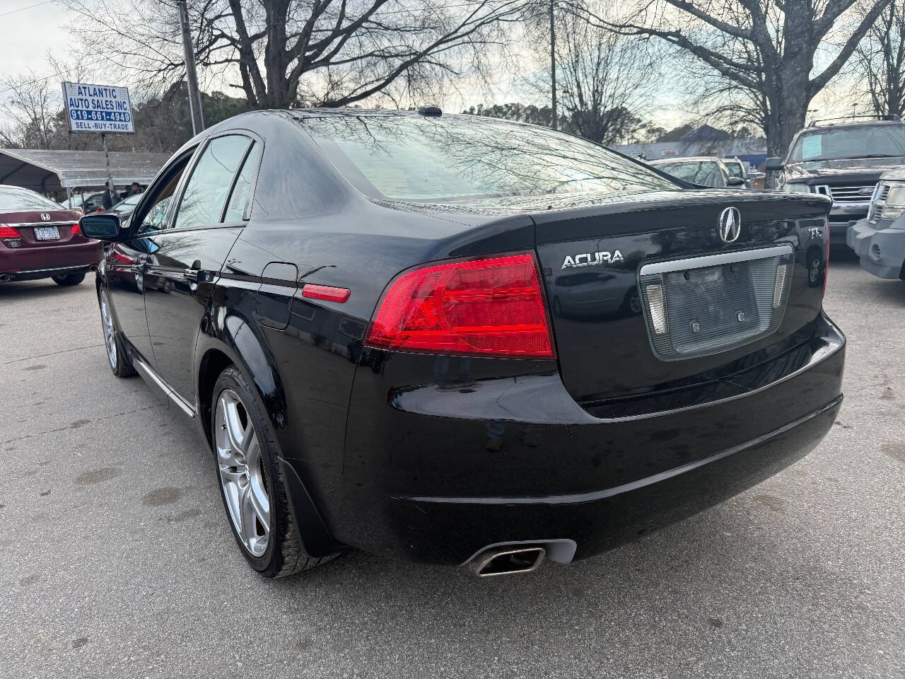 Used 2005 Acura TL w/ Navigation FWD image 5