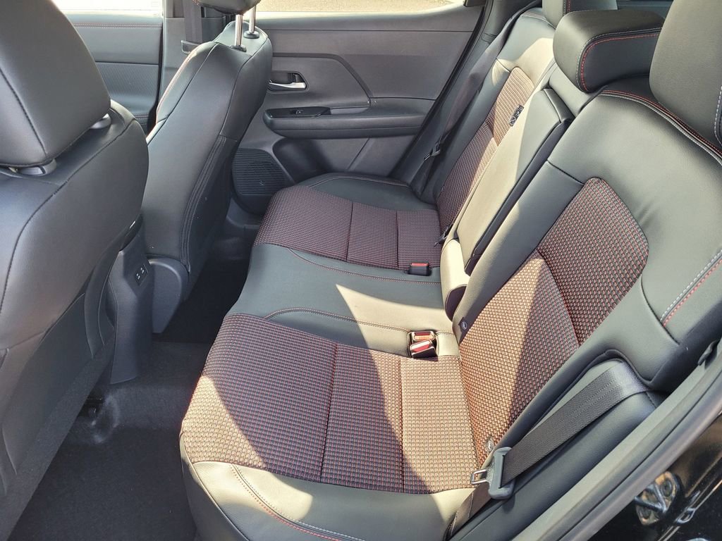 New 2026 Nissan Kicks SR image 6