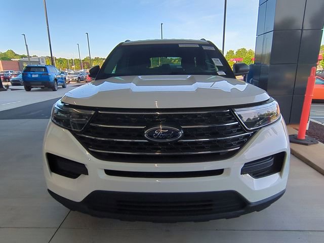 Used 2023 Ford Explorer XLT AWD/4WD image 4