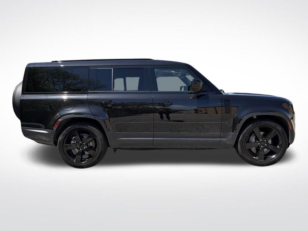 New 2026 Land Rover Defender 130 S AWD/4WD image 4