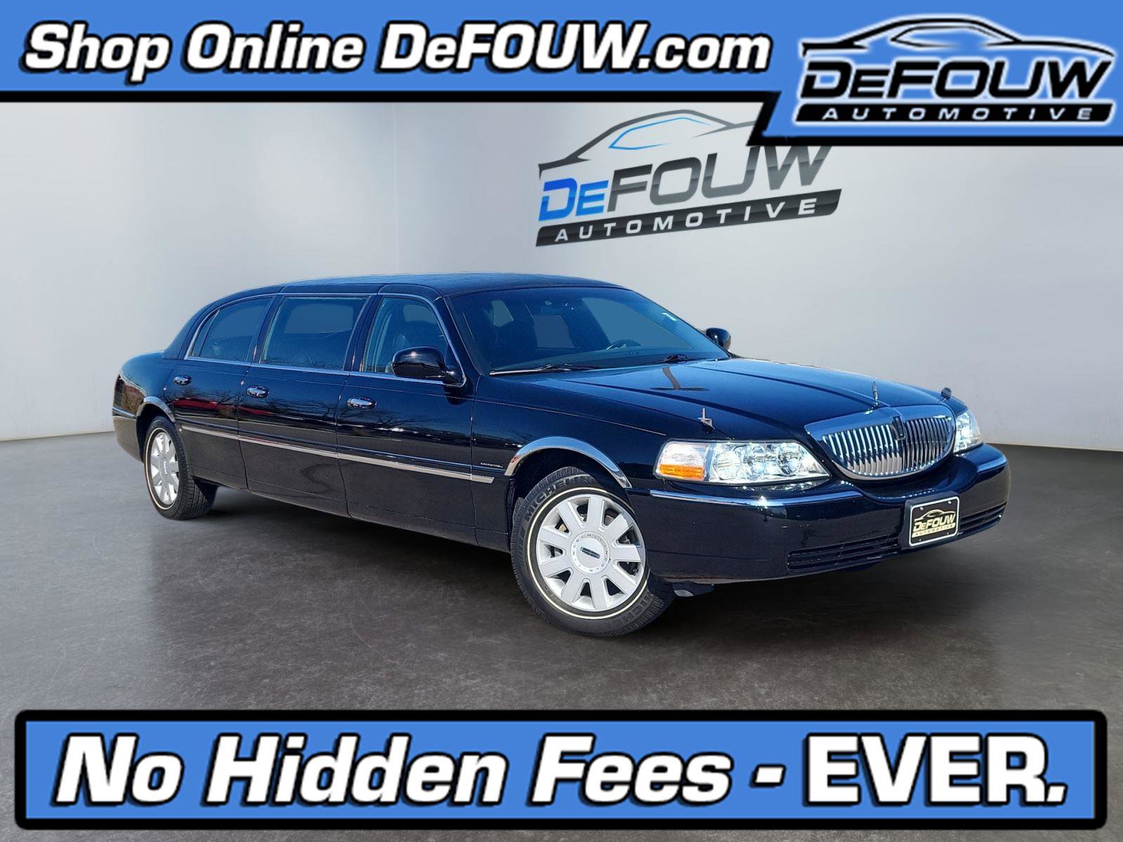 Used 2006 Lincoln Town Car Executive image 1