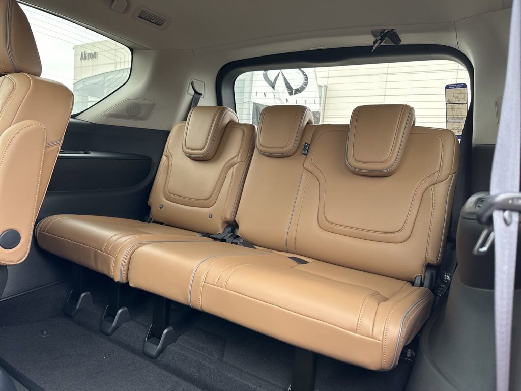New 2026 INFINITI QX80 Luxe w/ Exterior Package image 30