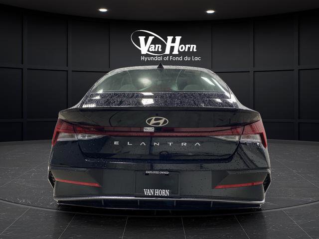 New 2026 Hyundai Elantra SEL Sport image 13