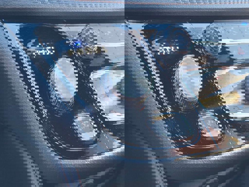 New 2026 Chrysler Pacifica Pinnacle image 19