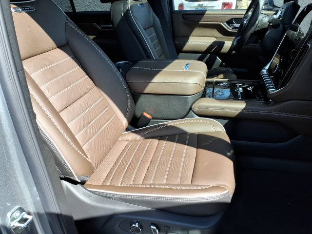 New 2027 GMC Yukon Denali Ultimate AWD/4WD image 26