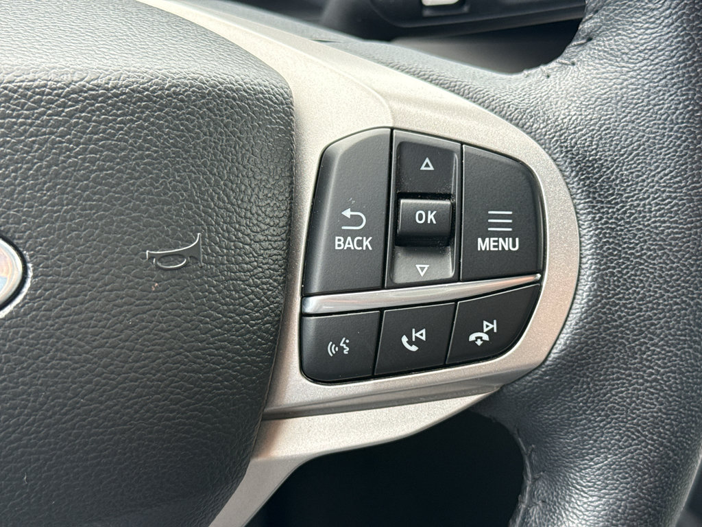 Used 2023 Ford Explorer XLT w/ Equipment Group 202A AWD/4WD image 19
