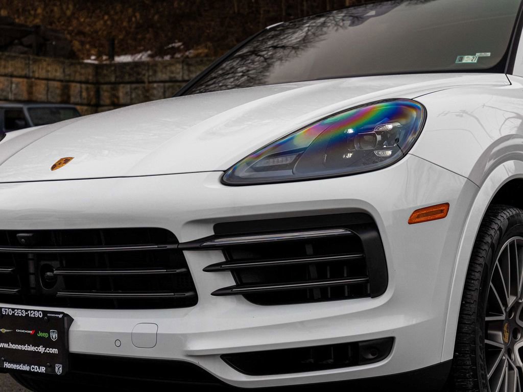 Used 2023 Porsche Cayenne Platinum Edition image 44