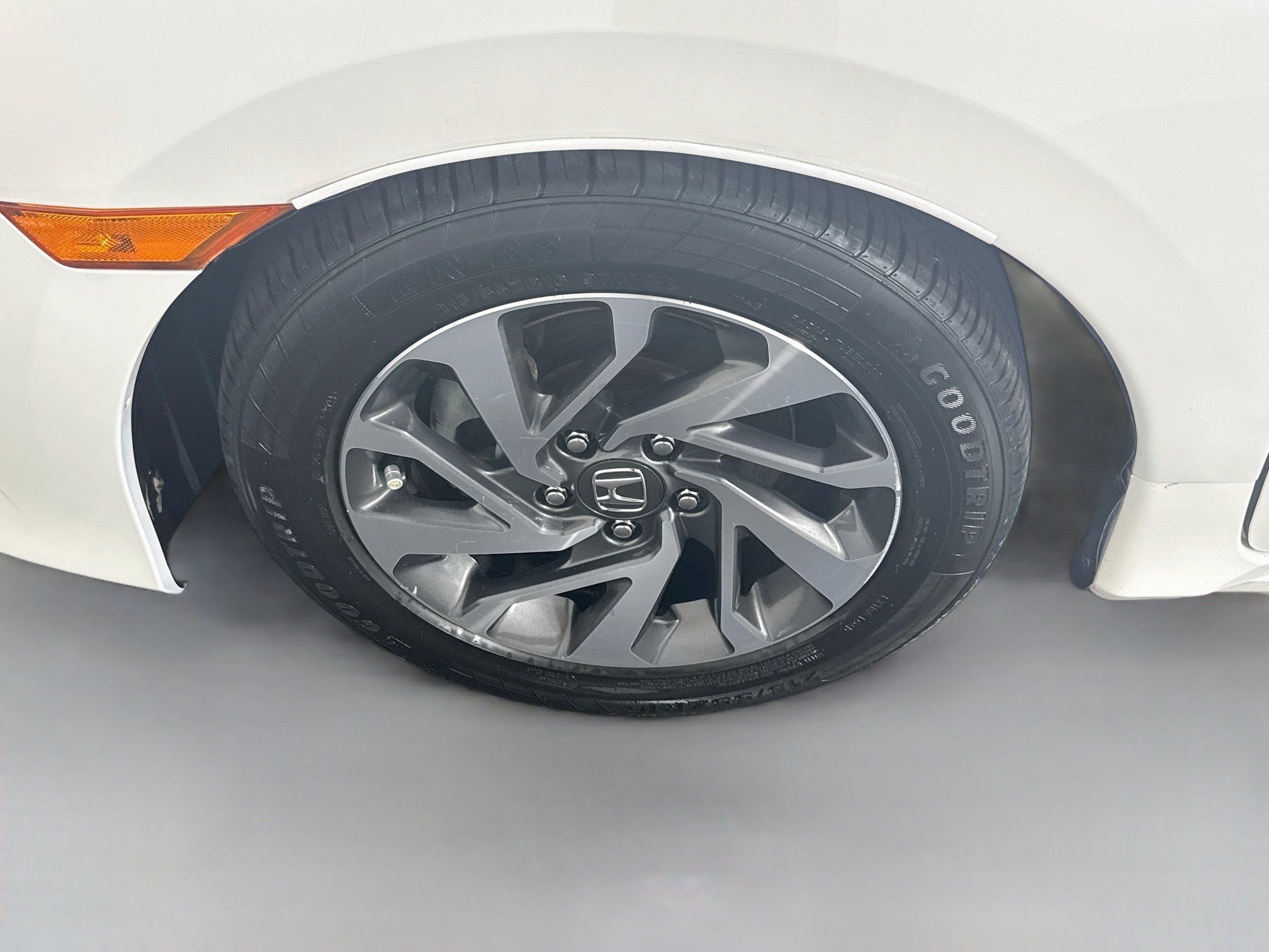 Used 2018 Honda Civic EX image 38