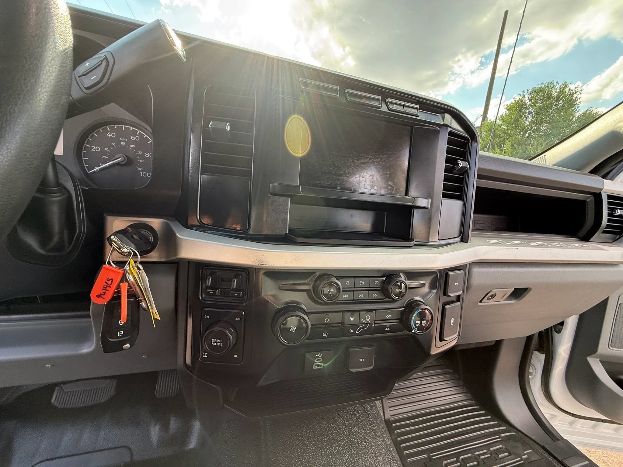 Used 2023 Ford F250 XL w/ XL Off-Road Package AWD/4WD image 29