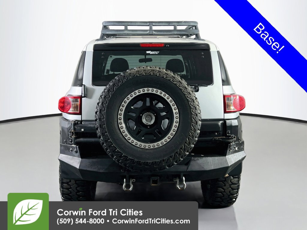 Used 2007 Toyota FJ Cruiser 4WD w/ Upgrade Pkg 1 image 12