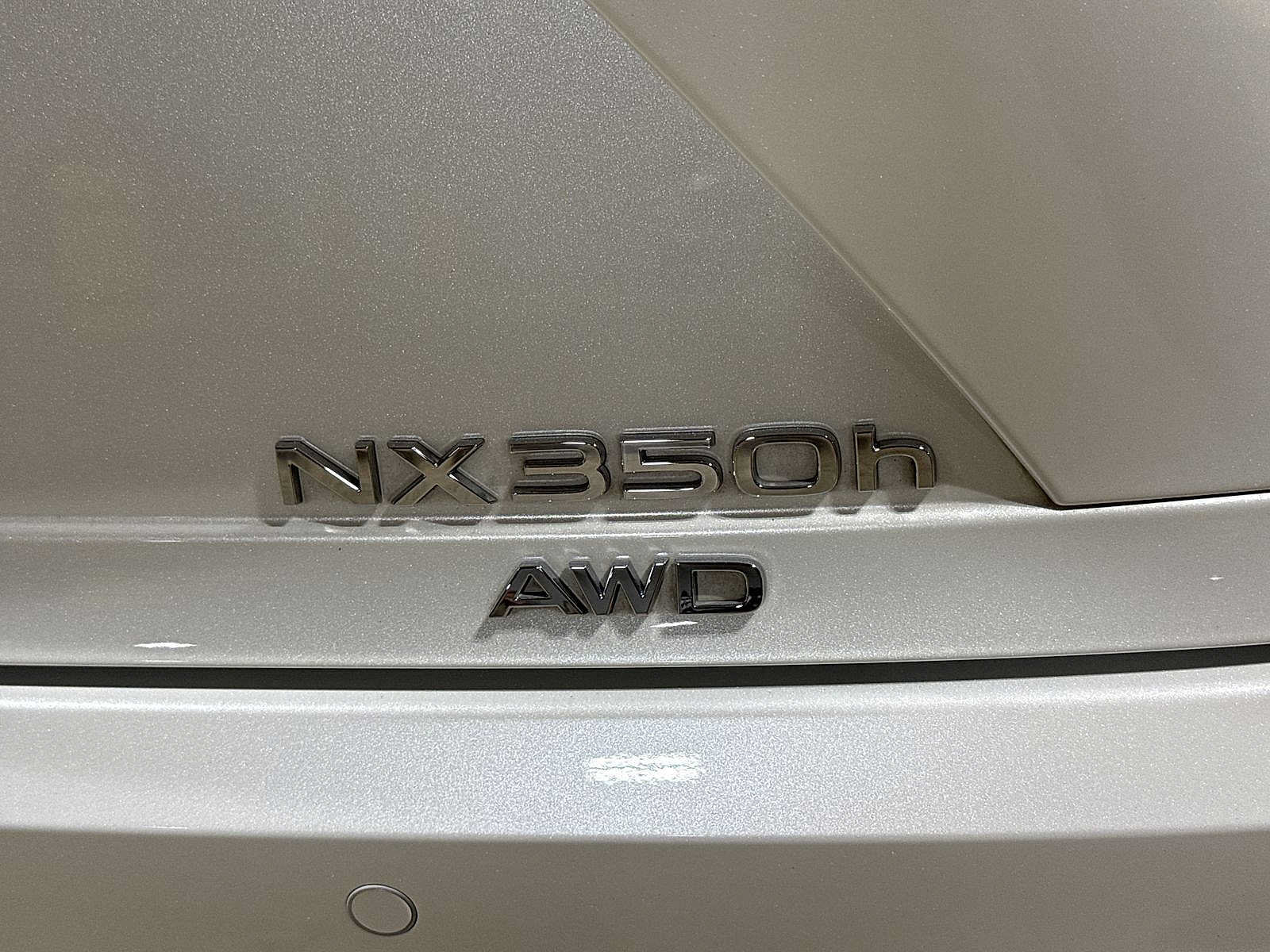 Used 2025 Lexus NX 350h AWD w/ Cold Area Package image 26