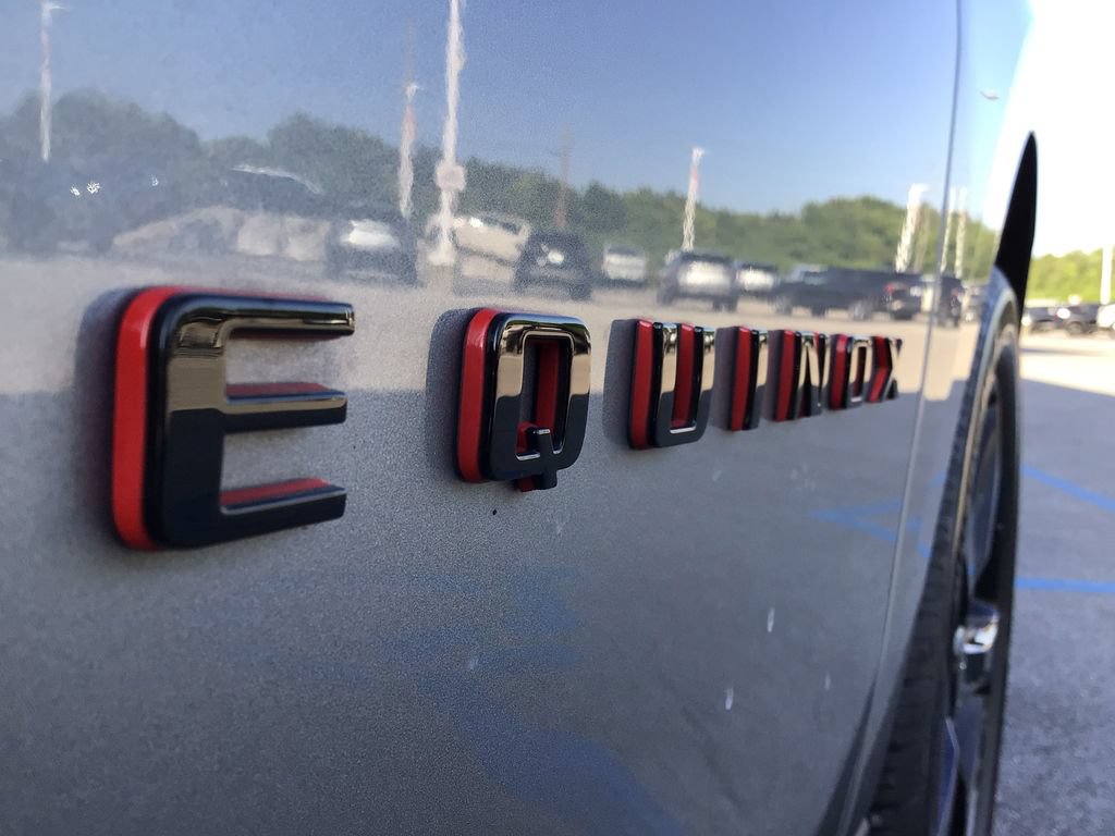 Used 2023 Chevrolet Equinox Premier w/ Redline Edition FWD image 15