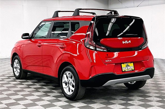 Used 2025 Kia Soul LX w/ LX Technology Package video 2