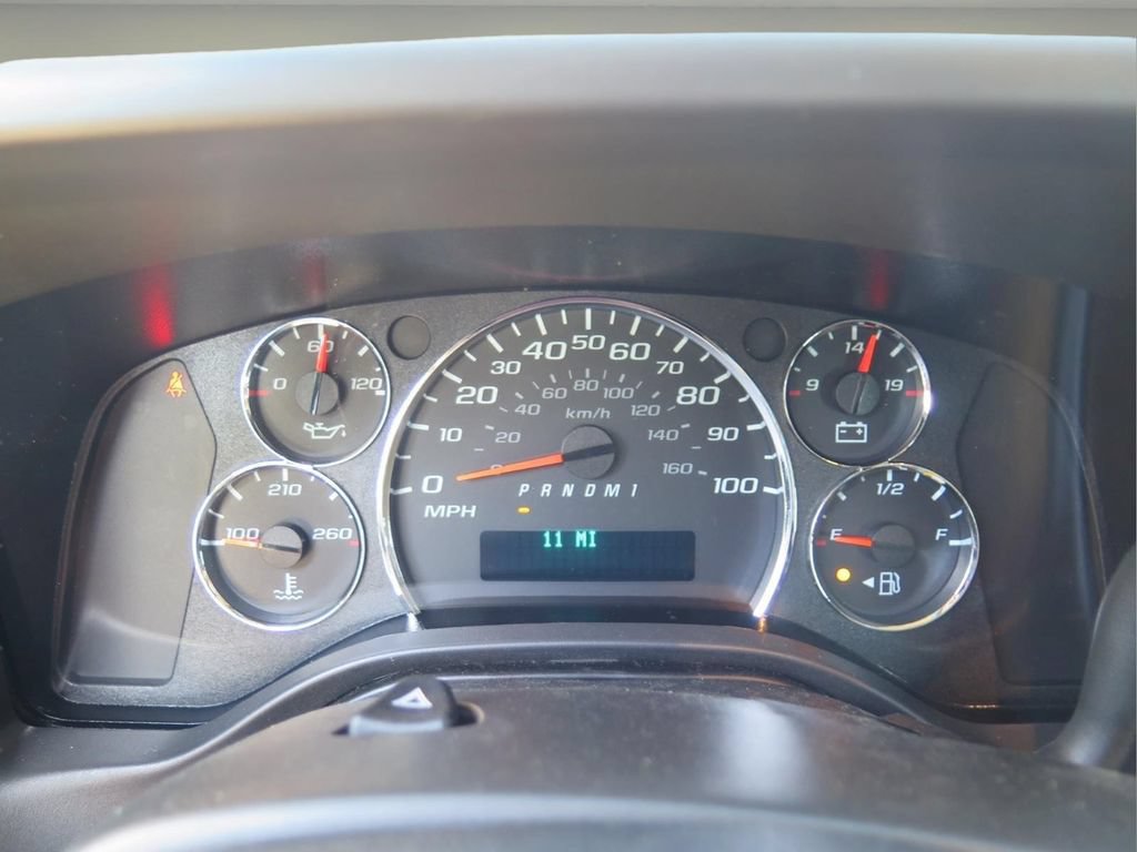 New 2026 Chevrolet Express 2500 w/ Driver Convenience Package RWD image 12