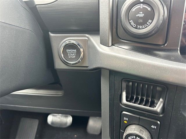 New 2025 Ford F150 XLT w/ Equipment Group 302A MID image 32