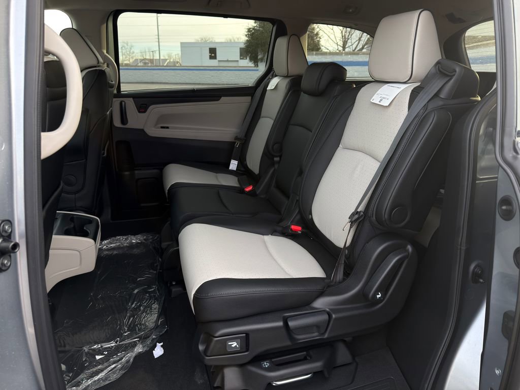 Used 2026 Honda Odyssey Elite image 20