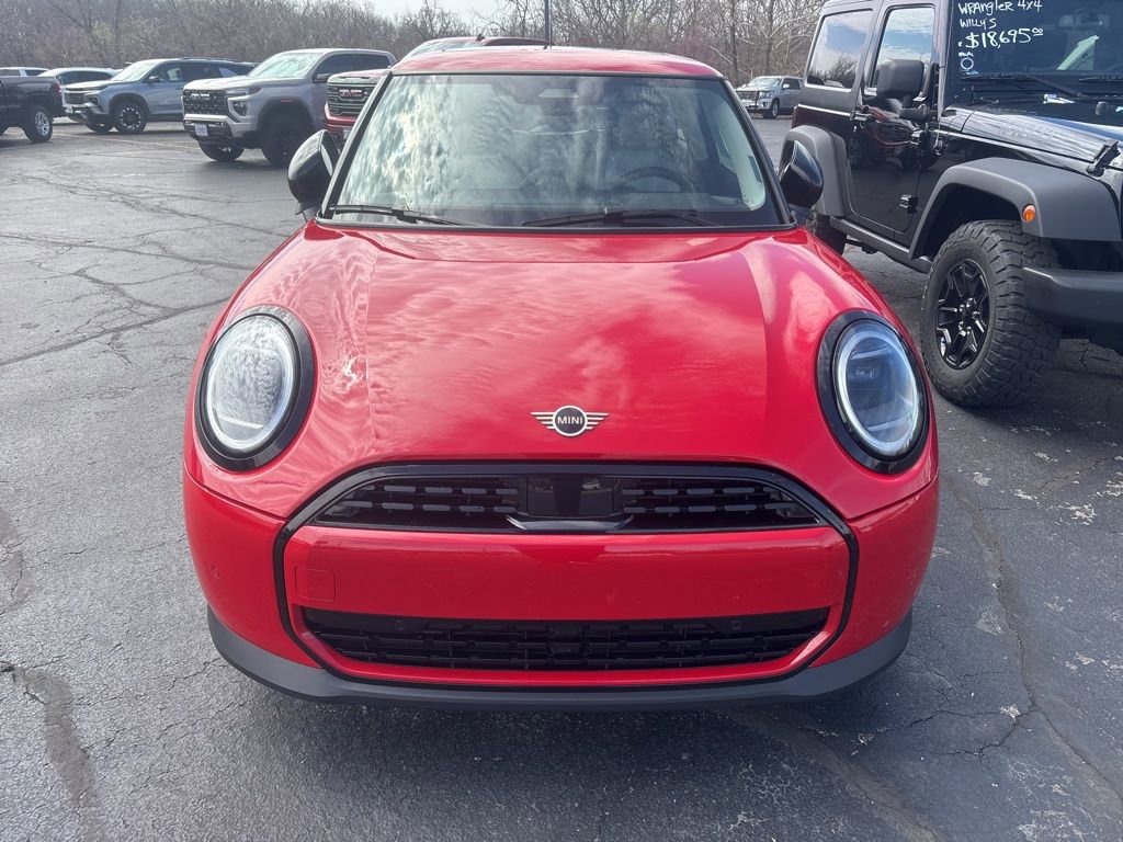 Used 2025 MINI Cooper 2-Door Hardtop image 7