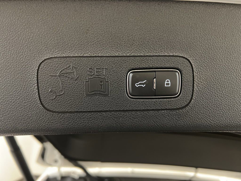 Used 2026 Lincoln Aviator Reserve image 39