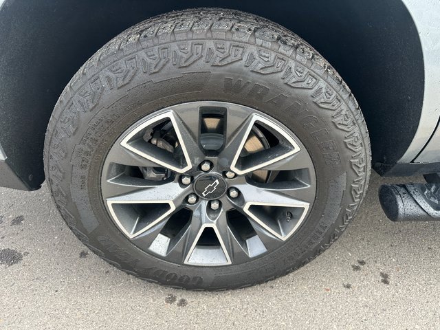 Used 2024 Chevrolet Tahoe Z71 image 10