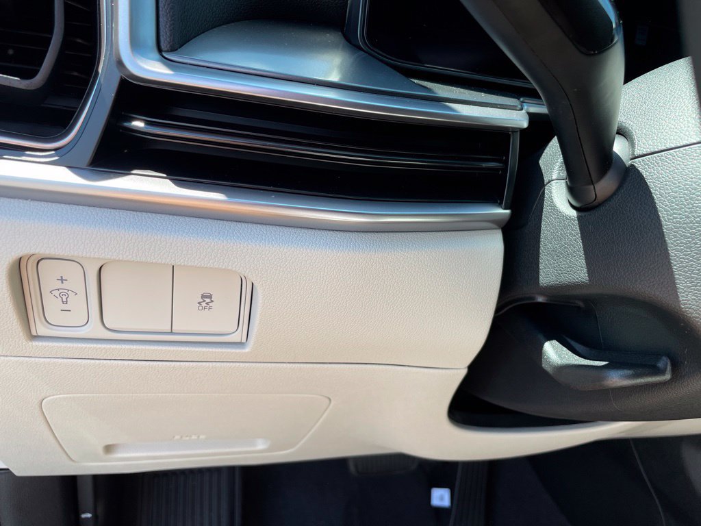 New 2026 Kia Sorento S w/ S Panoramic Sunroof Package FWD image 13